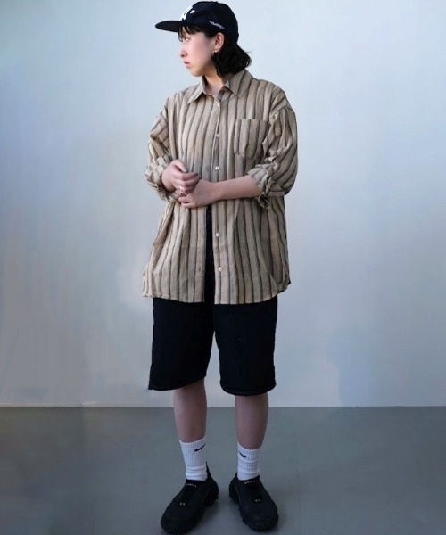 aquagarage(アクアガレージ)の「ストライプシャツ(シャツ/ブラウス・レディース・ベージュ/オフホワイト・M)」の19枚目の写真