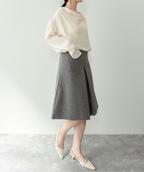 on:nue（オンニュ）の「【on:nue】[着用動画あり！] ドレープレイヤードデザインブラウス /2026 SS COLLECTION（シャツ/ブラウス・レディース・アイボリー/グレー・FREE）」の20枚目の写真