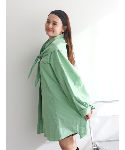 Ungrid（アングリッド）の「スカーフデザインルーズシャツ（シャツ/ブラウス・レディース・グリーン/その他1/ベージュ・FREE）」の16枚目の写真