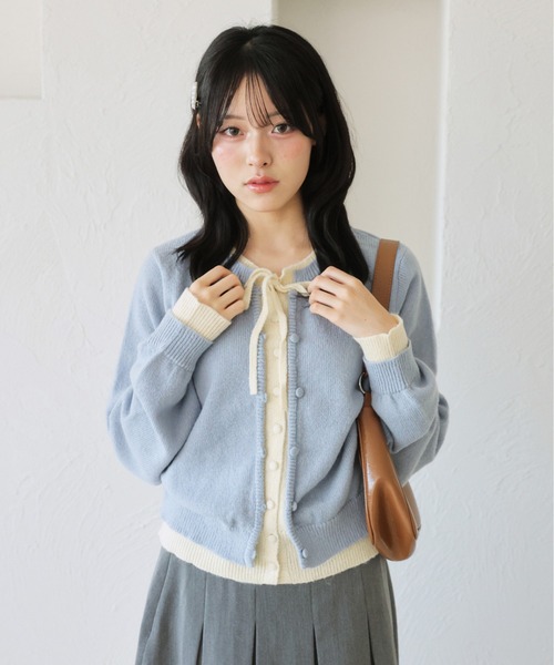 kutir（クティール）の「レイヤード風 配色リボンカーディガン（カーディガン/ボレロ・レディース・ネイビー/レッド/ライトブルー・FREE）」の4枚目の写真