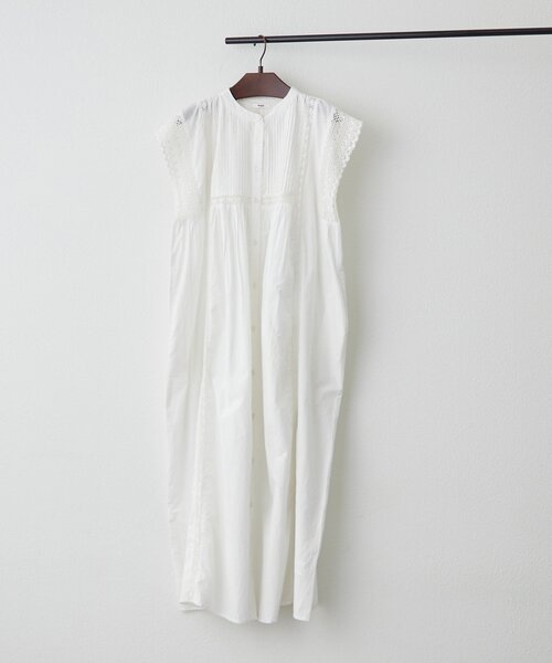 NAO（ナオ）の「【NAO】【India Series】ピンタック袖レース前釦ワンピース（ワンピース・レディース・ブラック/カーキ/ネイビー/アイボリー・FREE）」の2枚目の写真