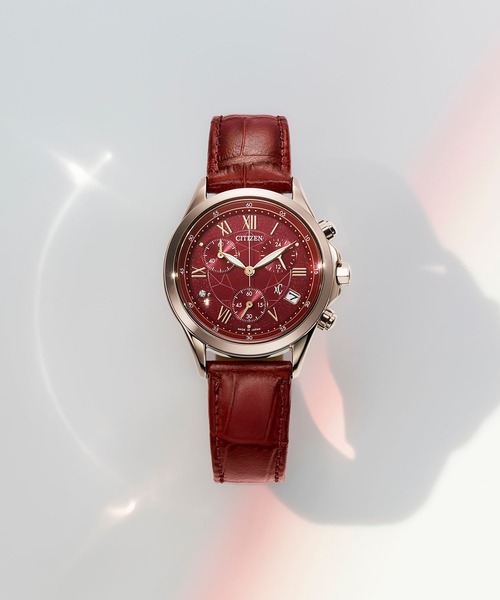 XC（クロスシー）の「xC クロスシー basic collection 光発電エコ・ドライブ クロノグラフ 限定モデル FB1405-15W（アナログ腕時計・レディース・レッド・FREE）」の3枚目の写真