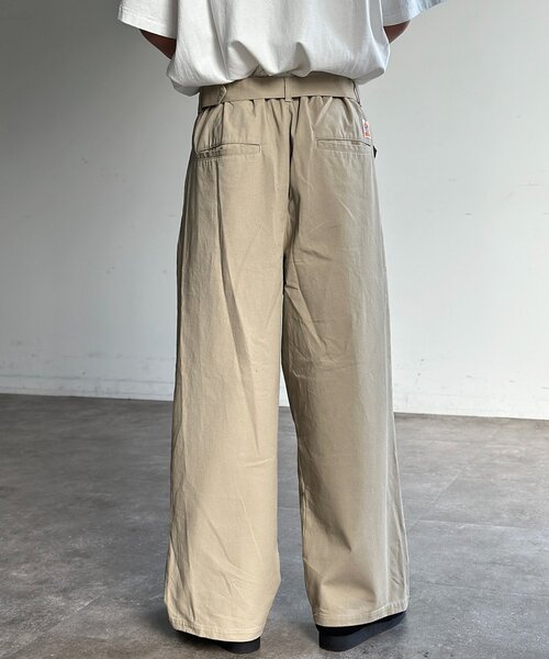 CPCM(シーピーシーエム)の「クロスタックベルト付きチノパンツ(その他パンツ・レディース・ブラック/ベージュ/チャコールグレー・LARGE/MEDIUM)」の6枚目の写真