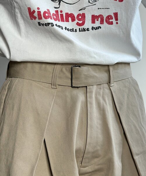 CPCM(シーピーシーエム)の「クロスタックベルト付きチノパンツ(その他パンツ・レディース・ブラック/ベージュ/チャコールグレー・LARGE/MEDIUM)」の8枚目の写真