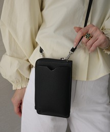 PIN（ピン）の「多機能スマホ＆ウォレットショルダー（財布）」