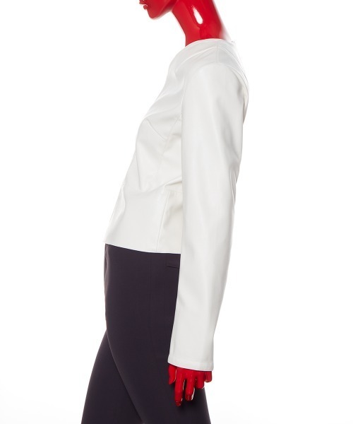 DOUBLE STANDARD CLOTHING（ダブルスタンダードクロージング）の「フェイクレザージャケット（ノーカラージャケット・レディース・ホワイト/ブラウン・36/38）」の6枚目の写真