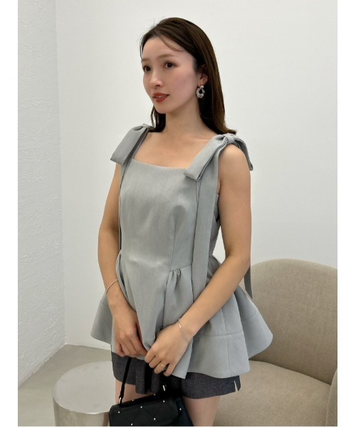 FRAY I.D（フレイアイディー）の「【WEB限定】リボンペプラムトップス／ウォッシャブル（Tシャツ/カットソー・レディース・アイボリー/マルチ/グレー・1/0）」の3枚目の写真