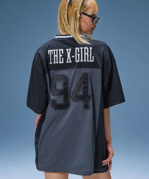 X-girl（エックスガール）の「FACE LABEL FOOTBALL TEE DRESS（ワンピース・レディース・ブラック/ブラウン/ピンク・S/M）」の7枚目の写真