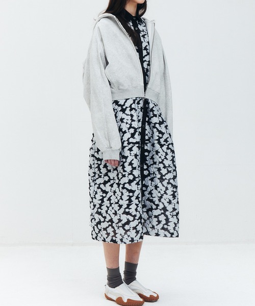 LE CIEL BLEU（ルシェルブルー）の「シアージャカードドレス / Sheer Jacquard Dress（ワンピース・レディース・グレー/ブラック/ライトブルー/ネイビー・36）」の16枚目の写真