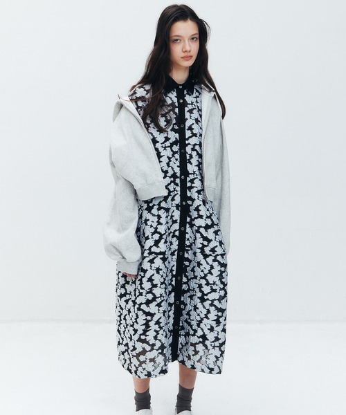 LE CIEL BLEU（ルシェルブルー）の「シアージャカードドレス / Sheer Jacquard Dress（ワンピース・レディース・グレー/ブラック/ライトブルー/ネイビー・36）」の13枚目の写真