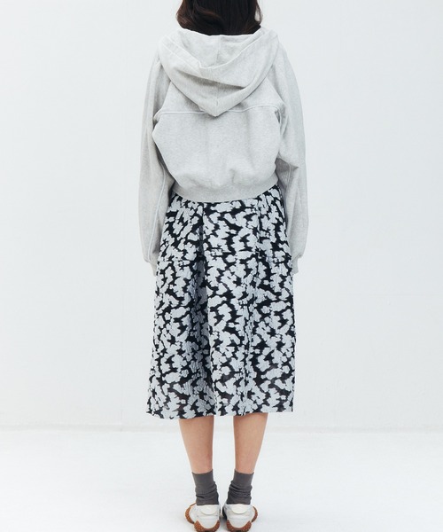 LE CIEL BLEU（ルシェルブルー）の「シアージャカードドレス / Sheer Jacquard Dress（ワンピース・レディース・グレー/ブラック/ライトブルー/ネイビー・36）」の18枚目の写真