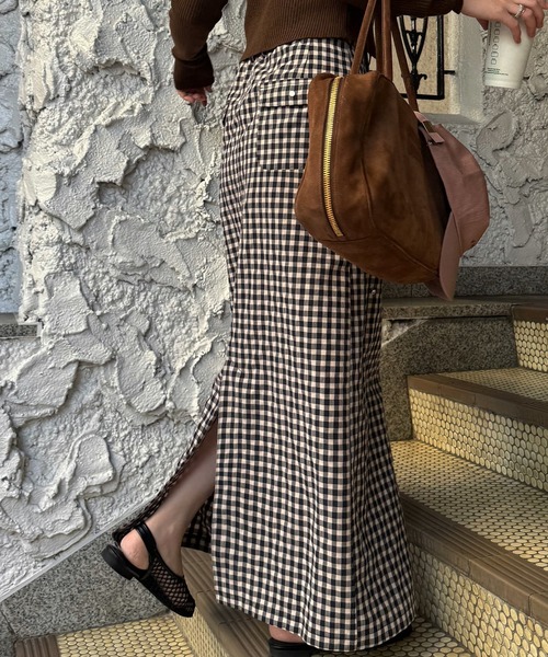 WILLFULLY（ウィルフリー）の「bijou embellished pencil SK（スカート・レディース・ブラック/ネイビー・FREE）」の7枚目の写真