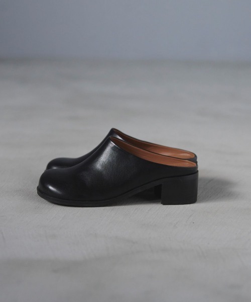 anuke(アンヌーク)の「anuke Ecoleather Heel Slip-ons エコレザーヒールスリッポン/62521021(スリッポン・レディース・ブラック・36/37/38)」の13枚目の写真