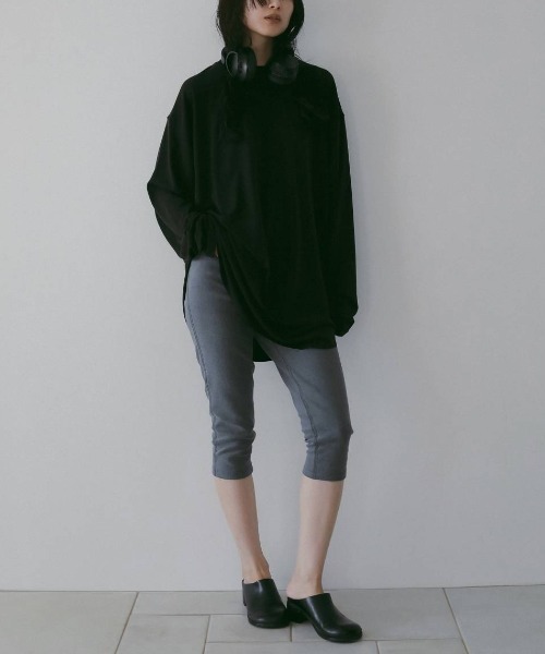 anuke(アンヌーク)の「anuke Ecoleather Heel Slip-ons エコレザーヒールスリッポン/62521021(スリッポン・レディース・ブラック・36/37/38)」の2枚目の写真