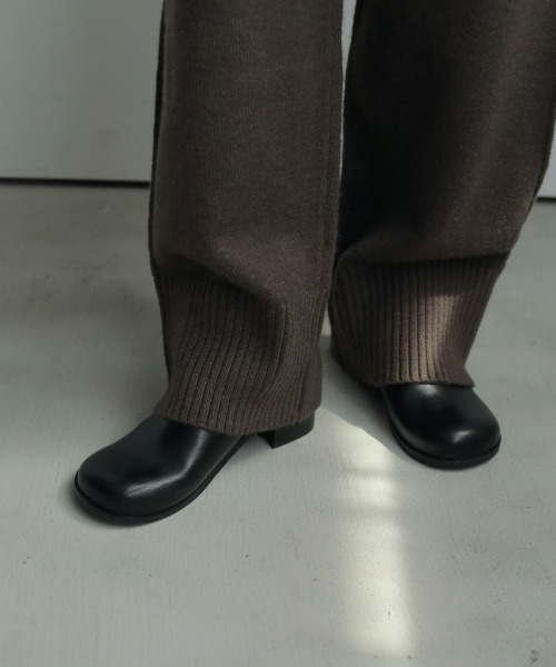 anuke(アンヌーク)の「anuke Ecoleather Heel Slip-ons エコレザーヒールスリッポン/62521021(スリッポン・レディース・ブラック・36/37/38)」の5枚目の写真