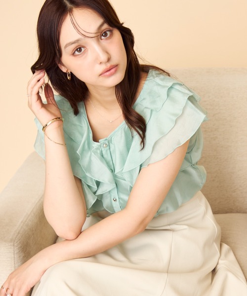 MISCH MASCH（ミッシュマッシュ）の「2026春夏新作 シアーレースラッフルフリルブラウス（シャツ/ブラウス・レディース・イエロー/グリーン/ホワイト/ブラック/アイボリー・ﾌﾘ-）」の19枚目の写真