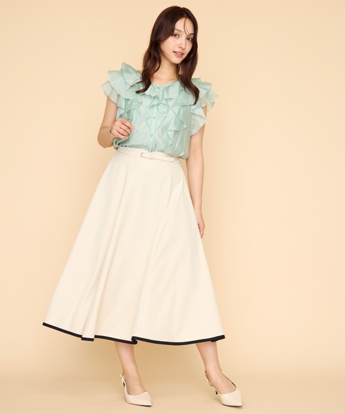 MISCH MASCH（ミッシュマッシュ）の「2026春夏新作 シアーレースラッフルフリルブラウス（シャツ/ブラウス・レディース・イエロー/グリーン/ホワイト/ブラック/アイボリー・ﾌﾘ-）」の22枚目の写真