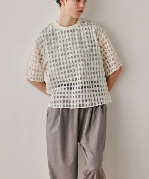 Kelen(ケレン)の「「KELEN / ケレン」シアーチェッククルーネックトップス(シャツ/ブラウス・レディース・ブラック/オフホワイト・M/S)」の1枚目の写真