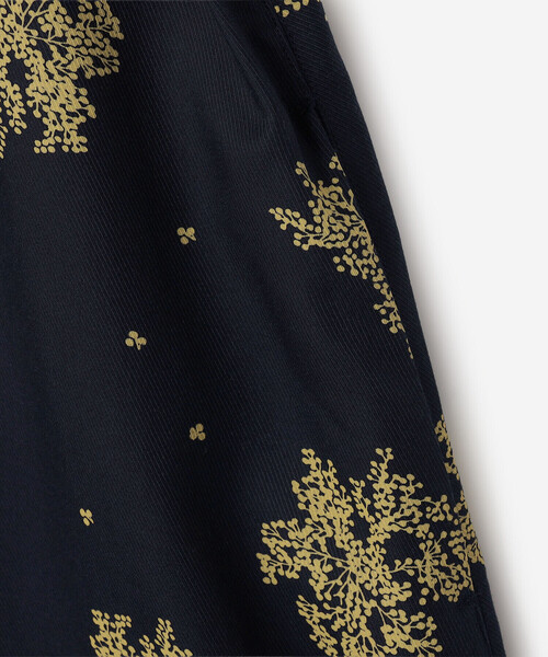 LE GLAZIK（ルグラジック）の「LE GLAZIK | ツイルプリント ノースリーブワンピース WOMEN（ワンピース・レディース・ブラック/ネイビー・36）」の9枚目の写真