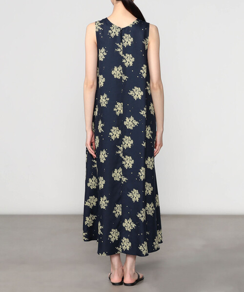 LE GLAZIK（ルグラジック）の「LE GLAZIK | ツイルプリント ノースリーブワンピース WOMEN（ワンピース・レディース・ブラック/ネイビー・36）」の13枚目の写真