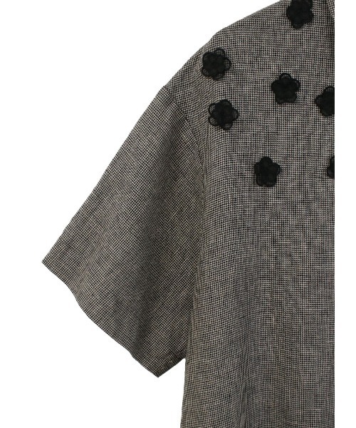 COEL(コエル)の「モチーフリネンシャツ(シャツ/ブラウス・レディース・ブラック/オレンジ・FREE)」の9枚目の写真