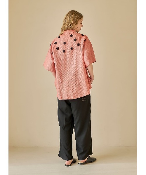 COEL(コエル)の「モチーフリネンシャツ(シャツ/ブラウス・レディース・ブラック/オレンジ・FREE)」の5枚目の写真