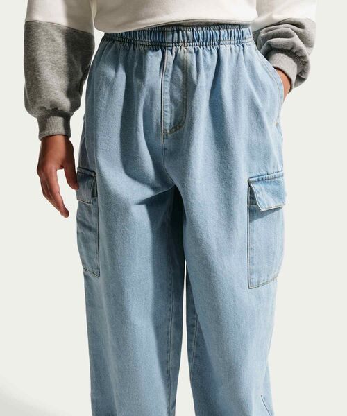 NIKE(ナイキ)の「《セットアップ対応商品》ナイキ スポーツウェア コレクション ジュニア デニム カーゴ パンツ / Nike Sportswear Collection Big Kids' Denim Cargo Pants IO0197-440 Light Armory Blue(デニムパンツ・キッズ・ライトブルー・130/140/150/160)」の10枚目の写真