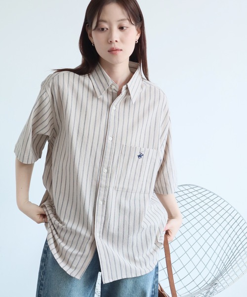 BEVERLY HILLS POLO CLUB(ビバリーヒルズポロクラブ)の「【BEVERLY HILLS POLO CLUB / ビバリーヒルズ ポロクラブ】 ワンポイントポニー刺繍 ハイツイスト 半袖シャツ(シャツ/ブラウス・メンズ・オフホワイト/ブルー/ベージュ系その他/ブルー系その他/ブラック系その他/ベージュ系その他2/スミクロ・M/LL/L)」の4枚目の写真