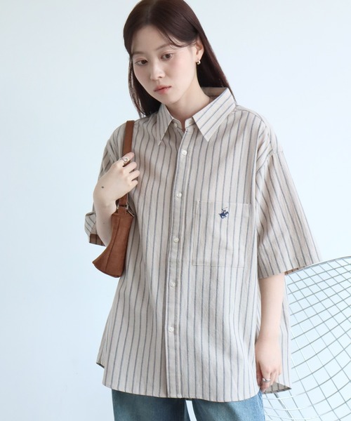 BEVERLY HILLS POLO CLUB(ビバリーヒルズポロクラブ)の「【BEVERLY HILLS POLO CLUB / ビバリーヒルズ ポロクラブ】 ワンポイントポニー刺繍 ハイツイスト 半袖シャツ(シャツ/ブラウス・メンズ・オフホワイト/ブルー/ベージュ系その他/ブルー系その他/ブラック系その他/ベージュ系その他2/スミクロ・M/LL/L)」の11枚目の写真