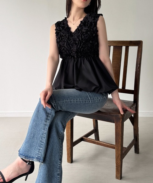 junoah（ジュノア）の「チュールバルーントップス（シャツ/ブラウス・レディース・ホワイト/アイボリー/ブラック・SMALL/LARGE/MEDIUM）」の6枚目の写真