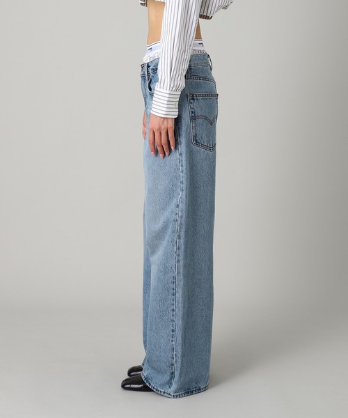 Levi's（リーバイス）の「XL STRAIGHT A8701-0004（その他パンツ・レディース・ライトブルー・27inch/25inch）」の3枚目の写真
