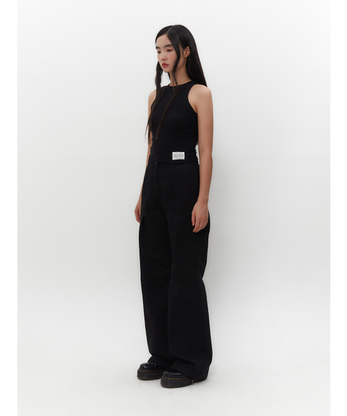 TUOMIO（トゥオミオ）の「TM ESSENTIAL TANK [BLACK]（Tシャツ/カットソー・レディース・その他・1/2）」の3枚目の写真