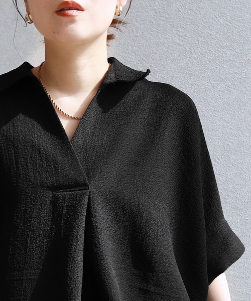 reca（レカ）の「エンボス加工スキッパーブラウス（シャツ/ブラウス・レディース・アイボリー/イエロー/ネイビー/ミント/ブラック/ホワイト/ブルー系その他/グレー系その他・M）」の18枚目の写真
