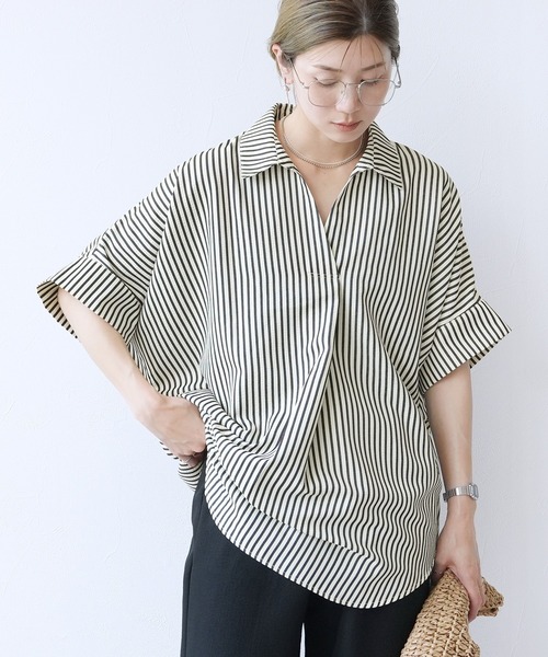 reca（レカ）の「エンボス加工スキッパーブラウス（シャツ/ブラウス・レディース・アイボリー/イエロー/ネイビー/ミント/ブラック/ホワイト/ブルー系その他/グレー系その他・M）」の11枚目の写真