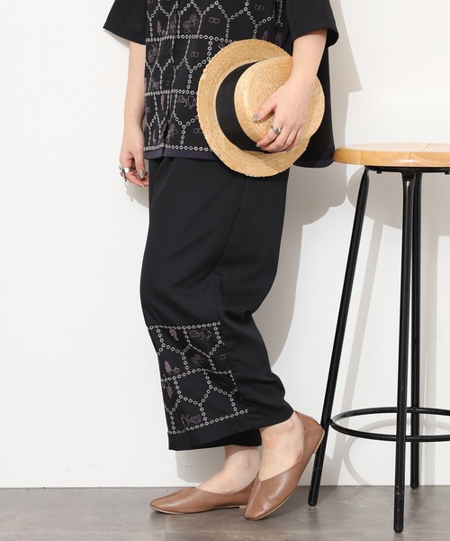 Emago（イマゴ）の「EMAGO おうち透かし刺繍ﾊﾟﾝﾂ（その他パンツ・レディース・アイボリー/ブラック/ネイビー・FREE）」の14枚目の写真