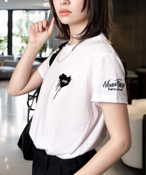 Candlestick(キャンドルスティック)の「メルトハート刺繍 コンパクトTシャツ(Tシャツ/カットソー・レディース・ホワイト/ブラック/スミクロ・FREE)」の14枚目の写真