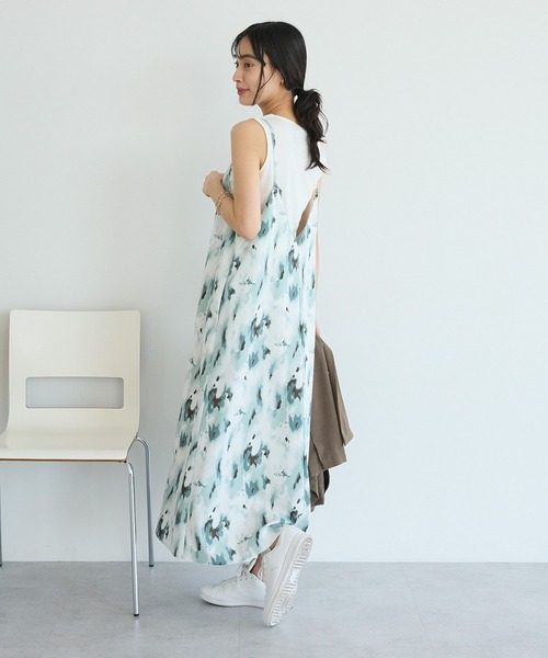 CRAFT STANDARD BOUTIQUE(クラフトスタンダードブティック)の「接触冷感 プリントキャミワンピース(ワンピース・レディース・グリーン/ライトベージュ・FREE)」の8枚目の写真