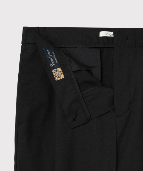 NONBLANK（ノンブランク）の「[ノンブランクXOJG][SAINT YEAR] ルーズフィットパンツ_BLACK（スラックス・メンズ・ブラック・MEDIUM/LARGE/X-LARGE）」の4枚目の写真