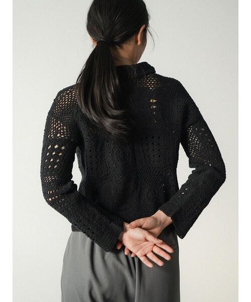 FIKA.(フィーカ)の「Crochet motif cardigan(カーディガン/ボレロ・レディース・ブラック/ホワイト系・MEDIUM)」の5枚目の写真