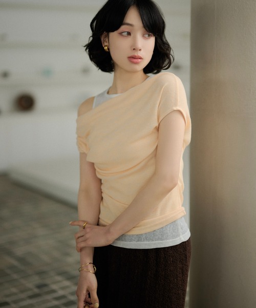 LAULEN(ローレン)の「drape nuance layered tops /ドレープニュアンスオフショルダーレイヤードトップス(Tシャツ/カットソー・レディース・ホワイト/グリーン/オレンジ/グレー/ブラック・FREE)」の14枚目の写真