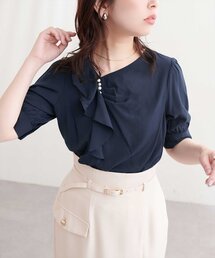 アシメフリルパール付きブラウス