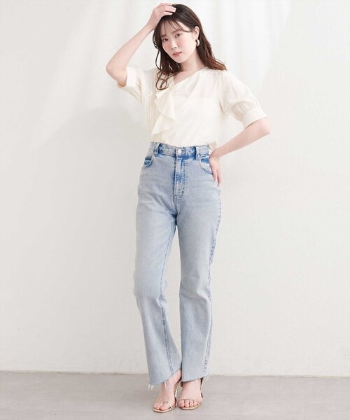 natural couture（ナチュラルクチュール）の「アシメフリルパール付きブラウス（シャツ/ブラウス・レディース・ネイビー/ミント/ピンクベージュ/アイボリー・FREE）」の8枚目の写真