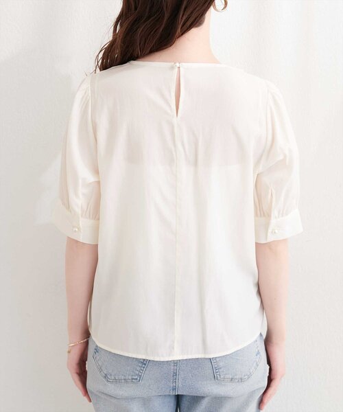 natural couture（ナチュラルクチュール）の「アシメフリルパール付きブラウス（シャツ/ブラウス・レディース・ネイビー/ミント/ピンクベージュ/アイボリー・FREE）」の11枚目の写真