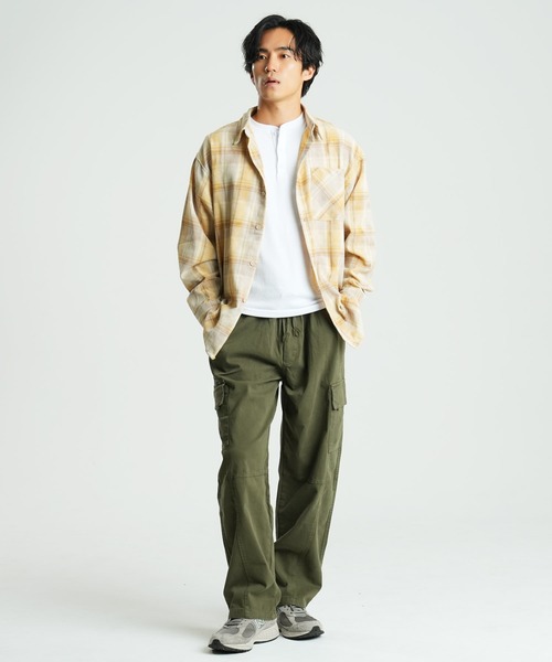 En serio TOKYO(エンソリオトーキョー)の「ピグメントチェックシャツ(シャツ/ブラウス・メンズ・ブルー/ベージュ・MEDIUM/LARGE/X-LARGE)」の5枚目の写真