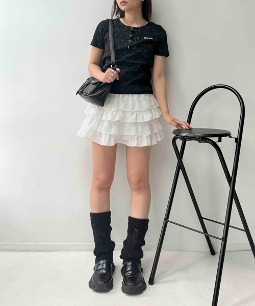 AS KNOW AS plus(アズノゥアズプラス)の「〇レースアップ ワンポイント刺繍テレコTシャツ(Tシャツ/カットソー・レディース・グレー/ブラック・FREE)」の6枚目の写真