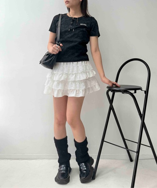 AS KNOW AS plus(アズノゥアズプラス)の「〇レースアップ ワンポイント刺繍テレコTシャツ(Tシャツ/カットソー・レディース・グレー/ブラック・FREE)」の7枚目の写真