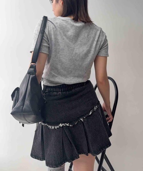 AS KNOW AS plus(アズノゥアズプラス)の「〇レースアップ ワンポイント刺繍テレコTシャツ(Tシャツ/カットソー・レディース・グレー/ブラック・FREE)」の13枚目の写真