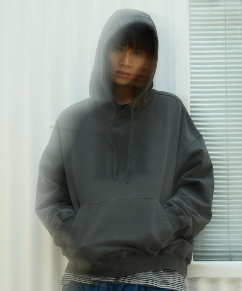 DESIRED(デシレッド)の「ピグメントグラフィックフードパーカー-FASK5107B09(パーカー・レディース・ダークグレー・MEDIUM/LARGE/X-LARGE)」の3枚目の写真