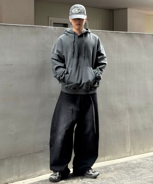 DESIRED(デシレッド)の「ピグメントグラフィックフードパーカー-FASK5107B09(パーカー・レディース・ダークグレー・MEDIUM/LARGE/X-LARGE)」の8枚目の写真