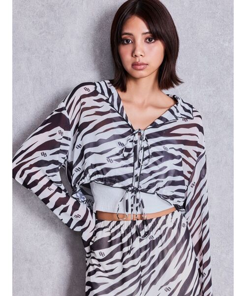 GYDA（ジェイダ）の「GG ZEBRA SHEERリボンショートブラウス（シャツ/ブラウス・レディース・ブラック/オフホワイト・FREE）」の2枚目の写真